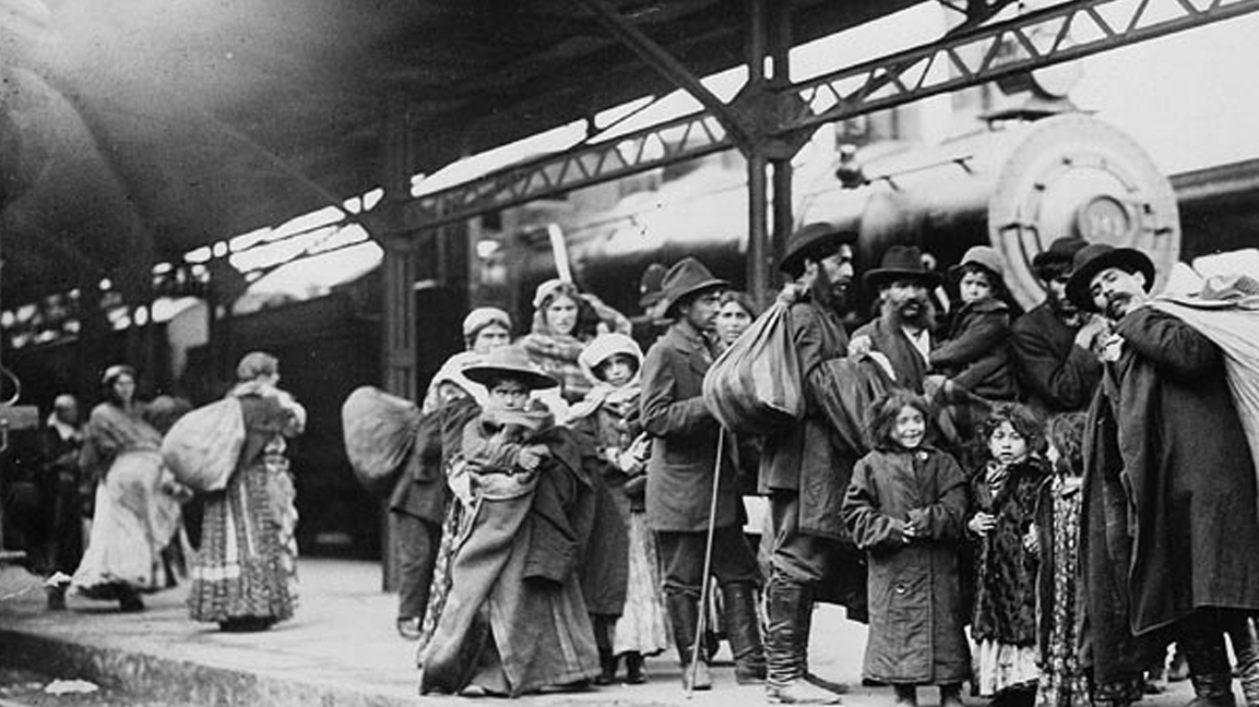 Immigration to St. Louis Union Station